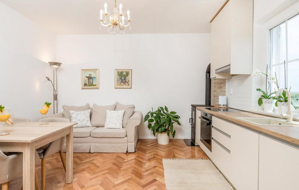 Sunset Apartment With Sea View Povljana Bagian luar foto