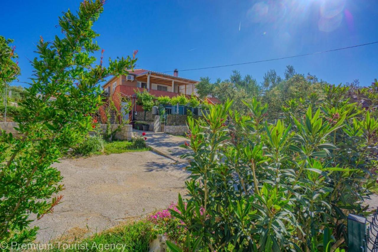 Sunset Apartment With Sea View Povljana Bagian luar foto